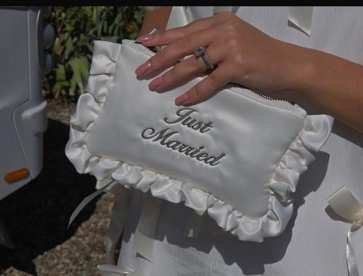 Bride pouch