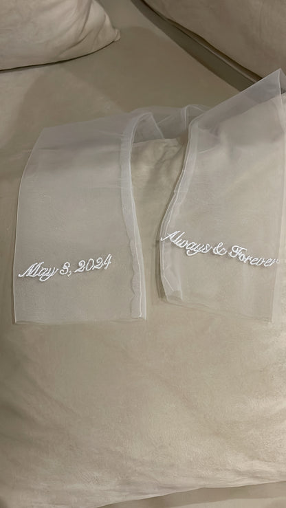 قفازات اليد 