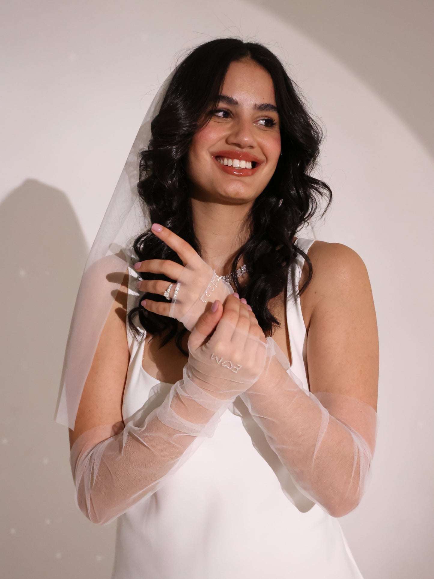 قفازات اليد 