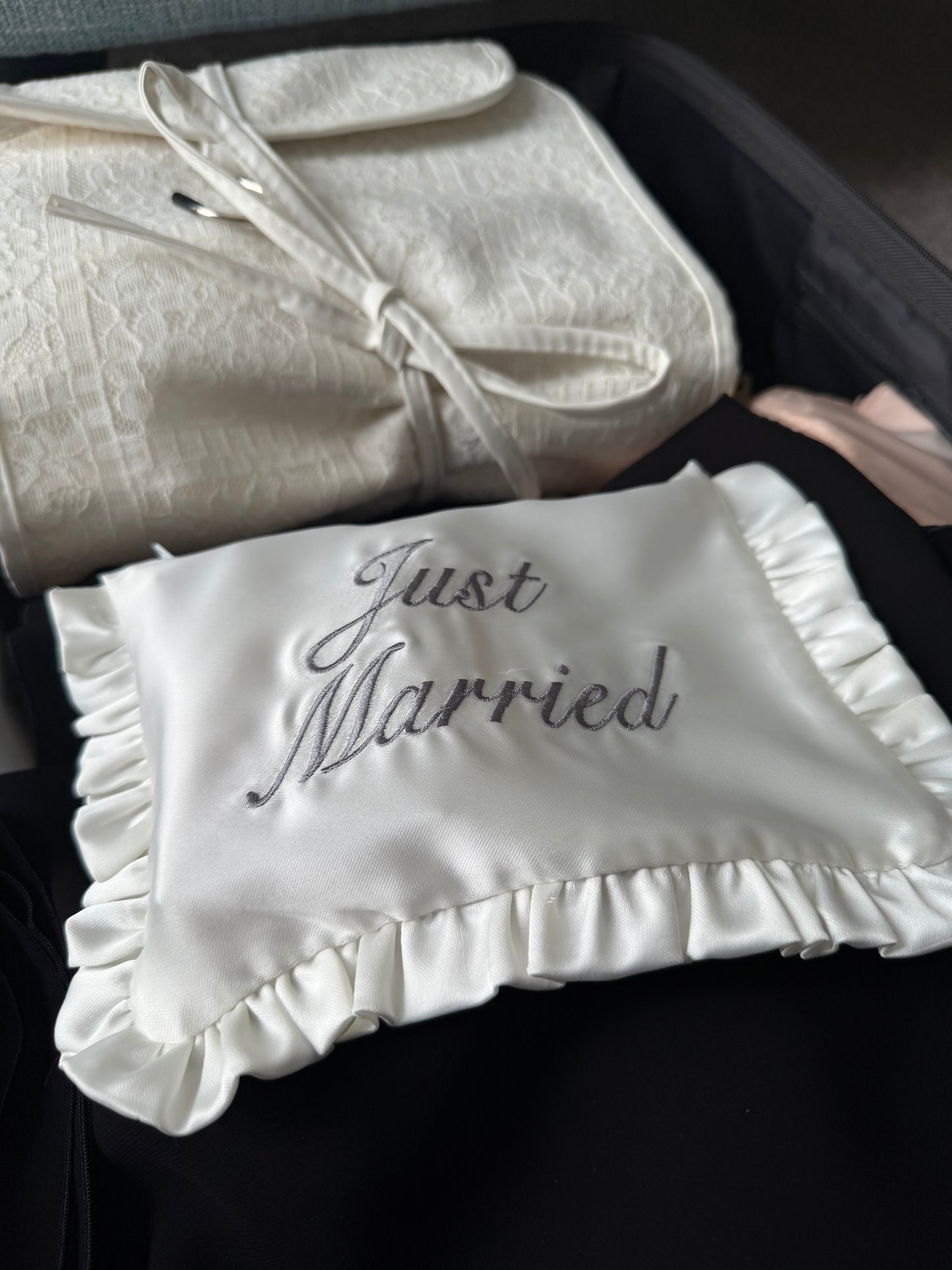 Bride pouch