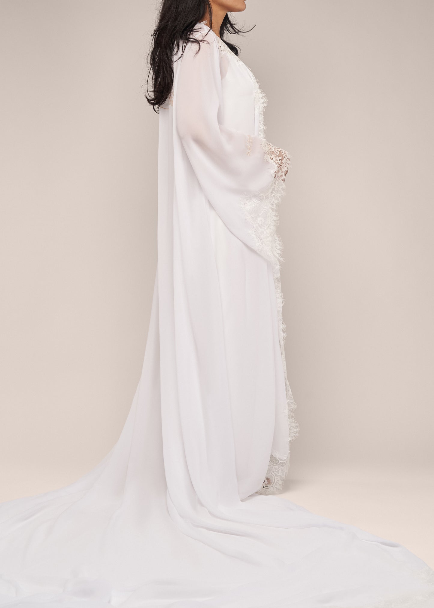 The lace robe (chiffon)